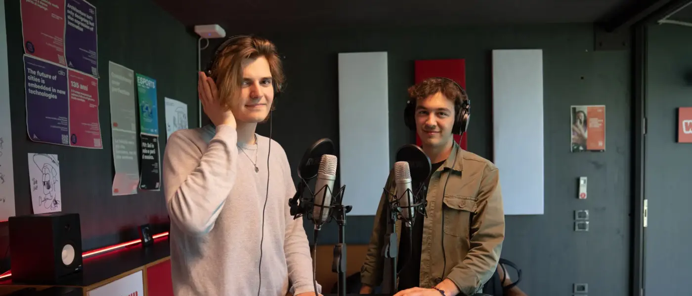 H-FARM students host the radio