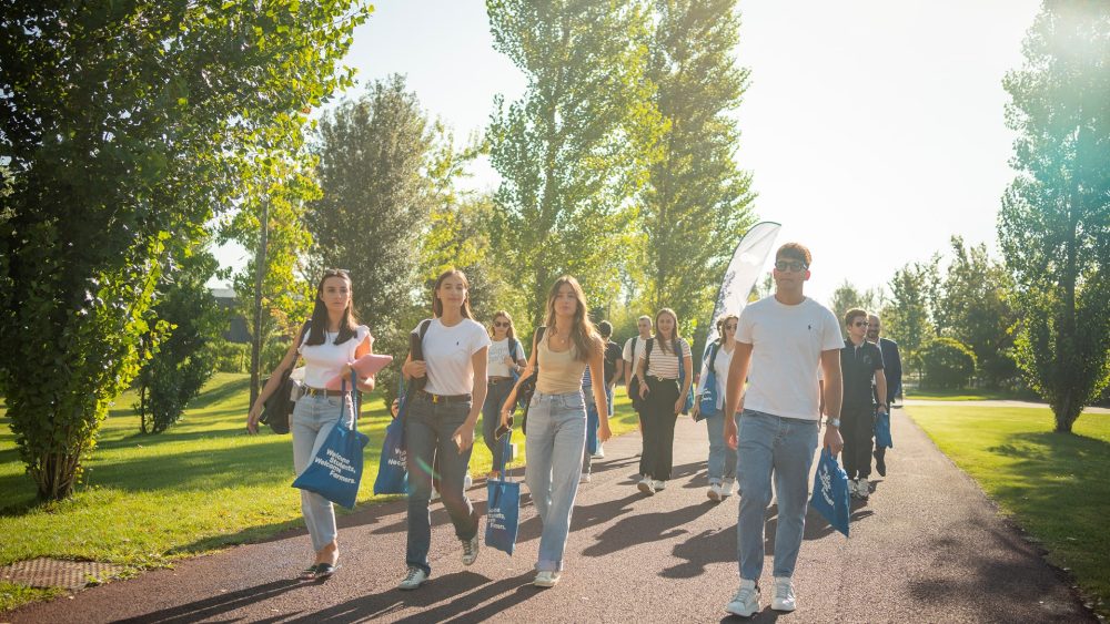 Out of the Box-Discover Yourself