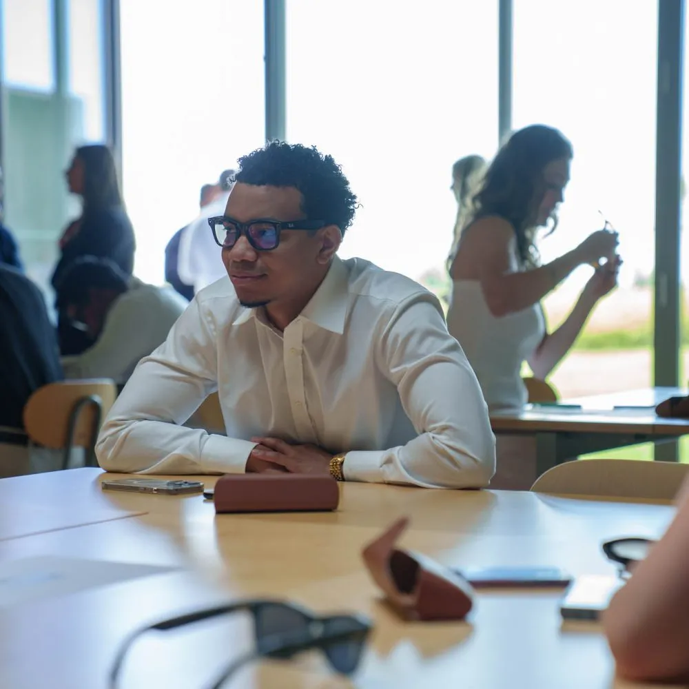 H-FARM College e Georgetown University studente con occhiali Luxottica