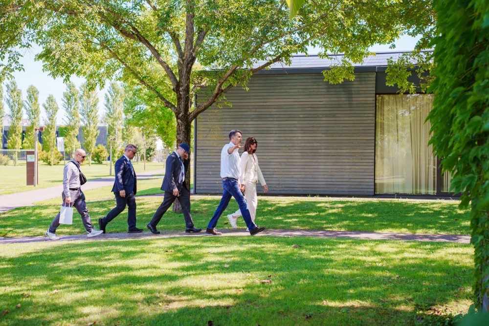 Il Ministro Anna Maria Bernini visita H-FARM College