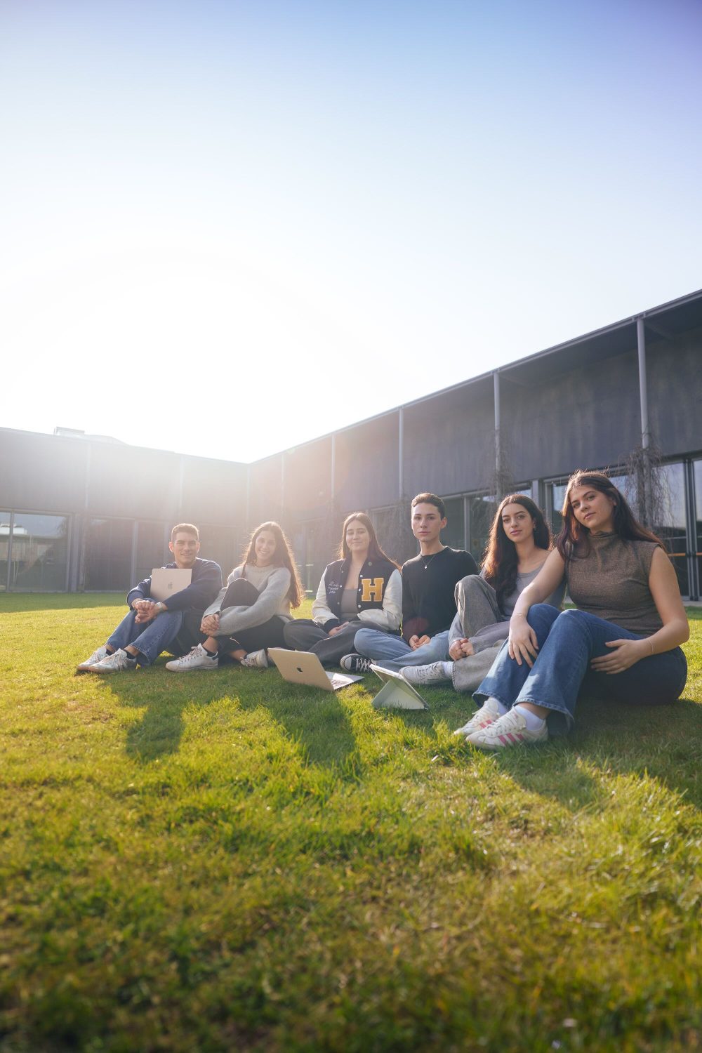 On air la nuova campagna di H-FARM College “How Far Will You Go?”